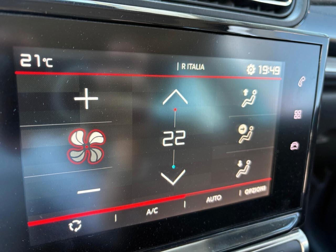 Citroen C3 SHINE PureTech 83 mt 5 p. SPOTICAR