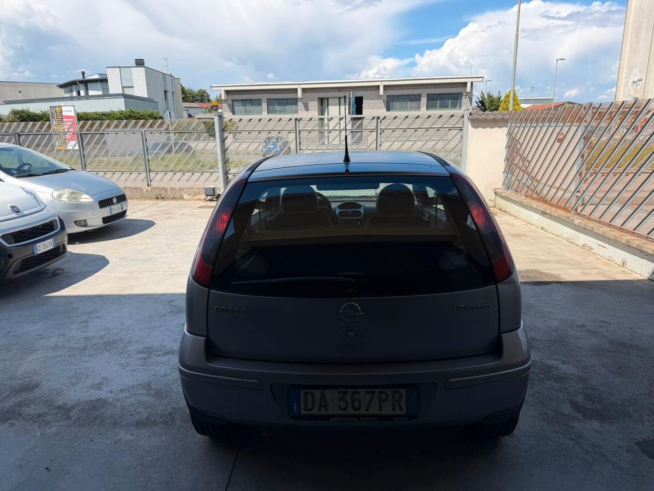 Opel Corsa 1.2i 16V cat 3 porte Silverline
