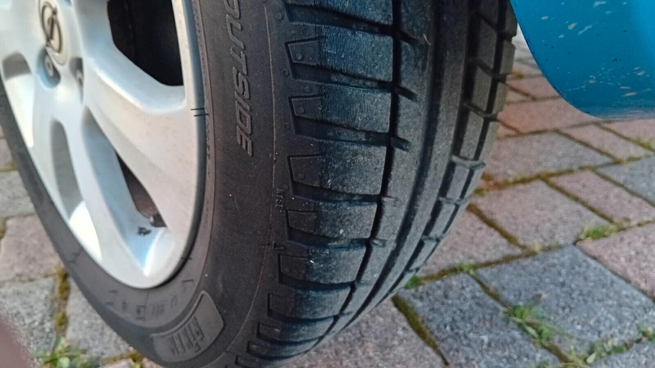 Opel Agila 1.0 12V 65CV Enjoy