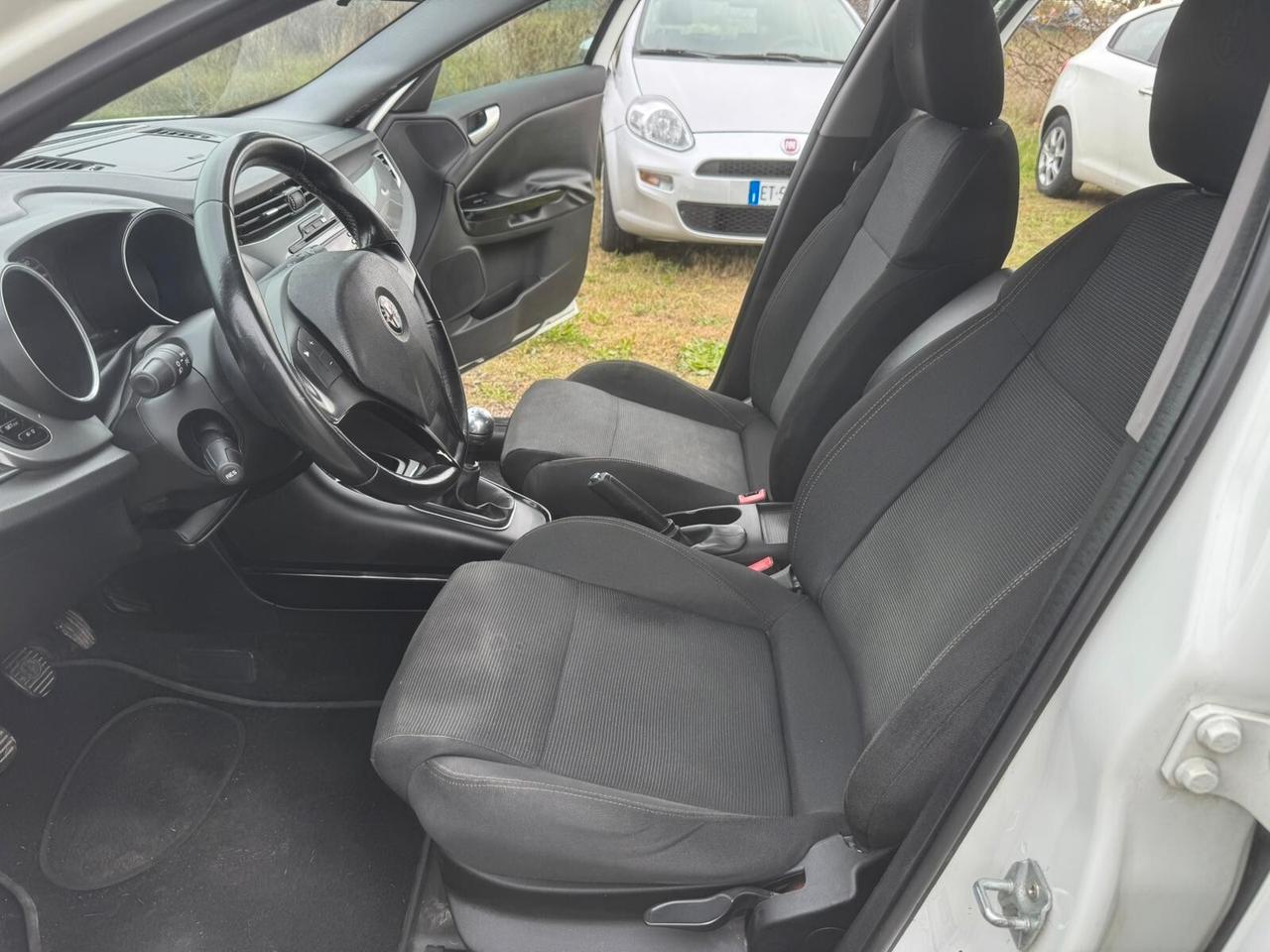 Alfa Romeo Giulietta 1.4 ben SOLAMENTE 134.000 KM