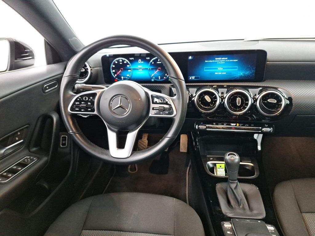 MERCEDES CLA 180D 116CV *2022