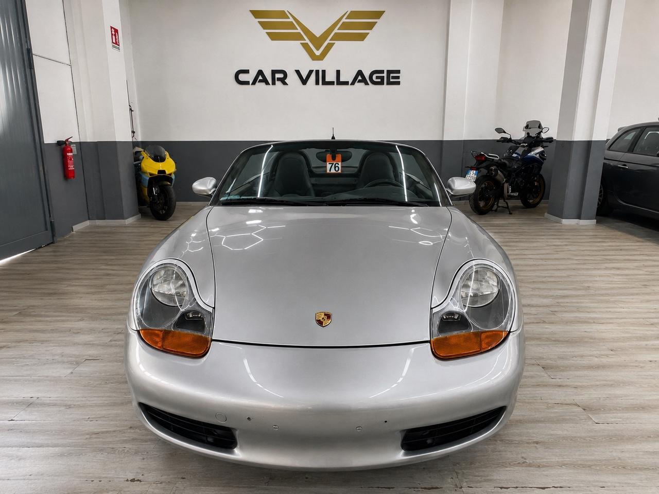 Porsche Boxster 2.5i 24V cat