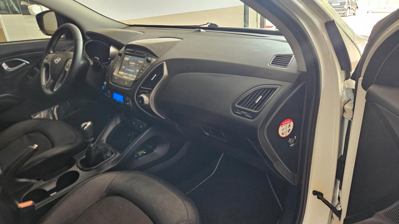 Hyundai iX35 1.7 CRDi 2WD Xpossible