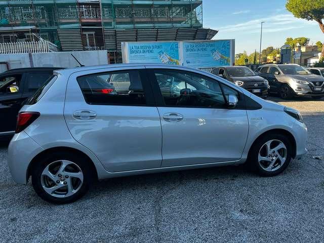 Toyota Yaris Yaris III 2015 5p 1.5h Active