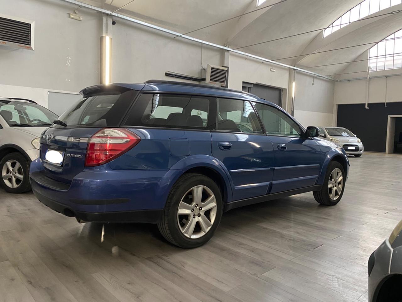 Subaru OUTBACK 2.5 16V AT AS