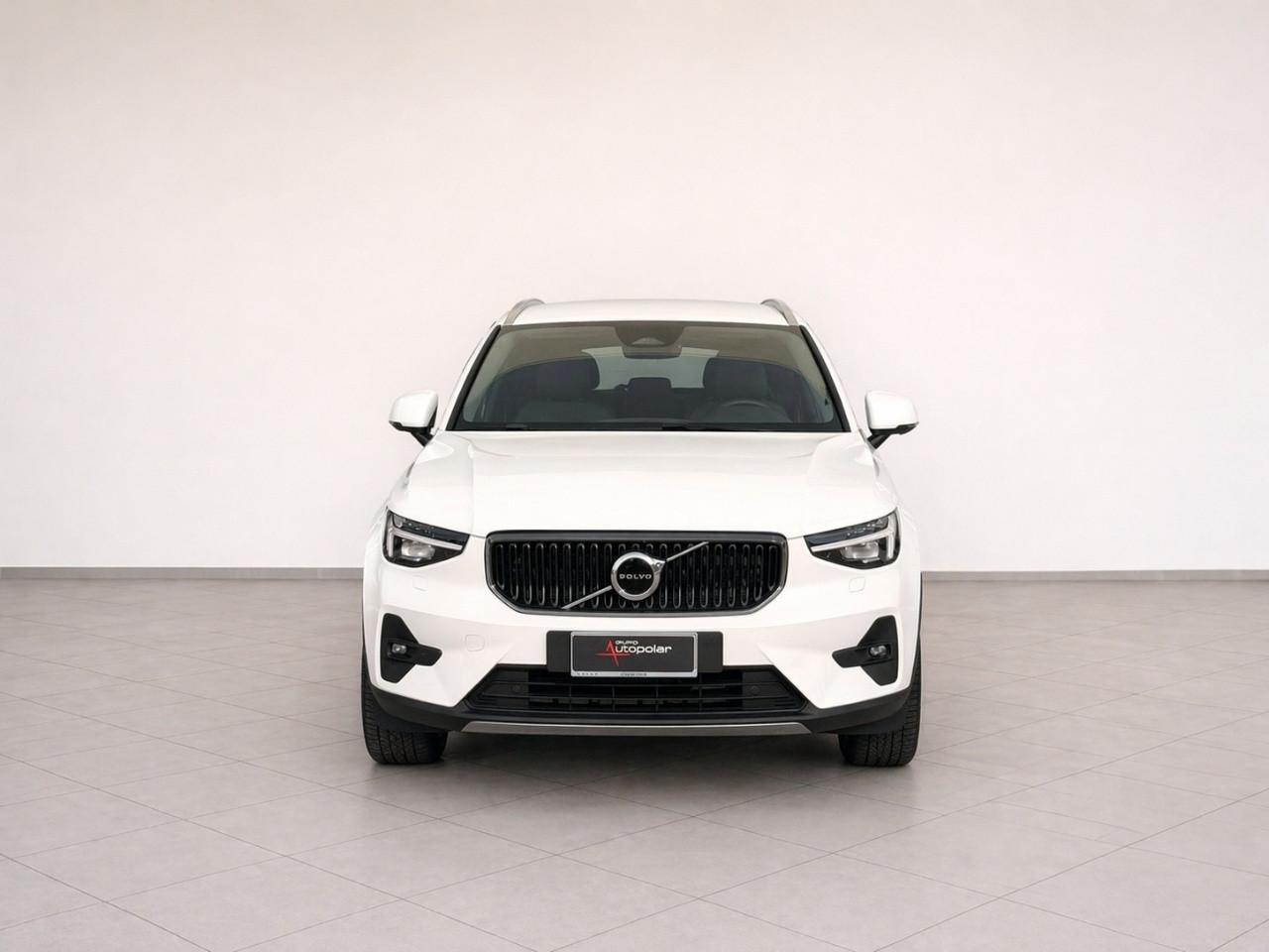 VOLVO XC40 B3 CORE AUTO