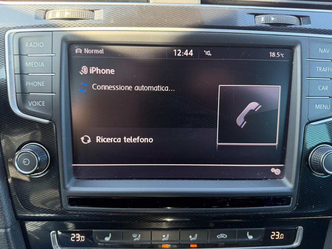 Volkswagen Golf 2.0 TDI DSG 5p. Highline BlueMotion Technology