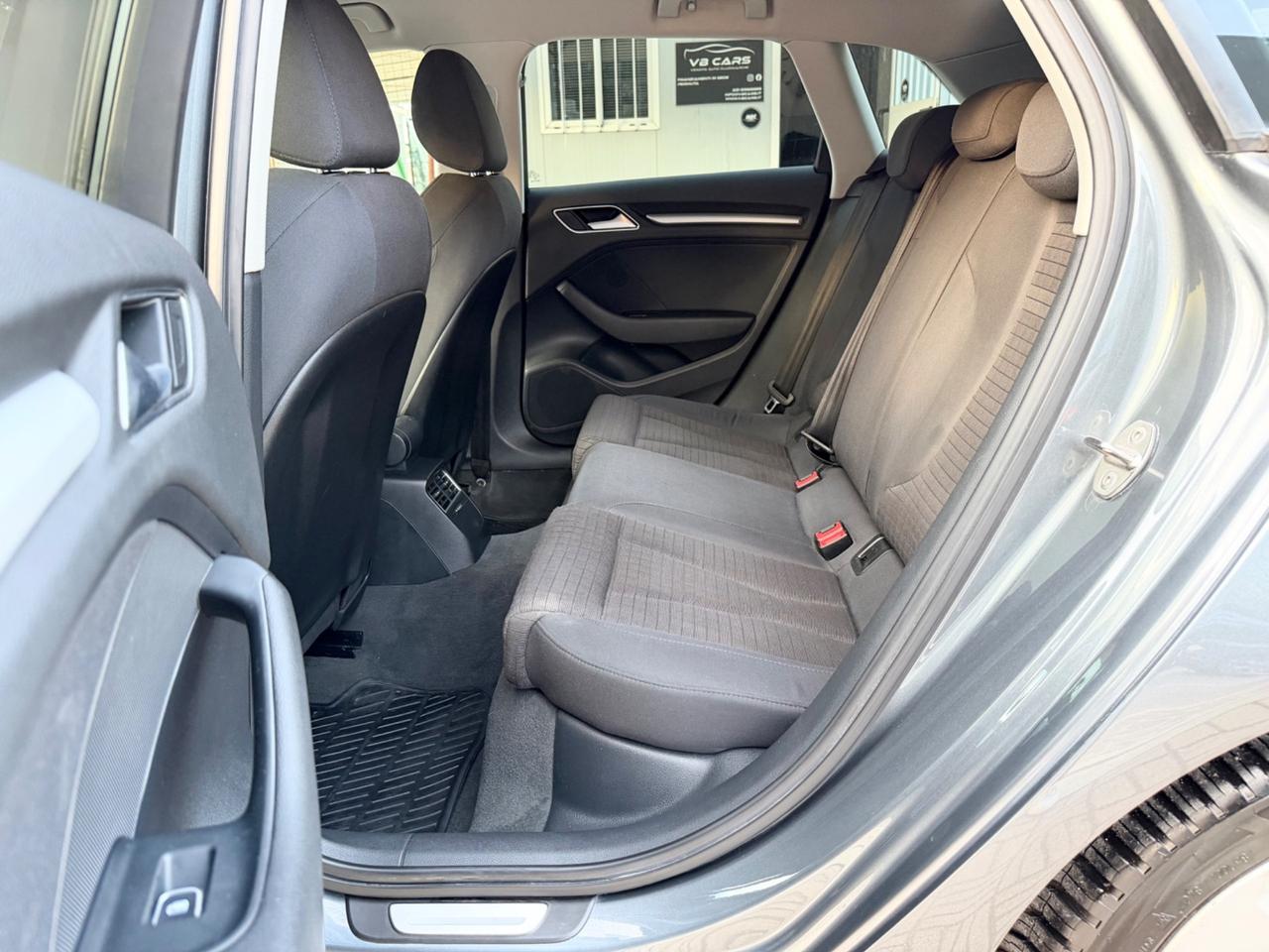 Audi A3 Sportback 1.6 TDI Ambition - GARANZIA