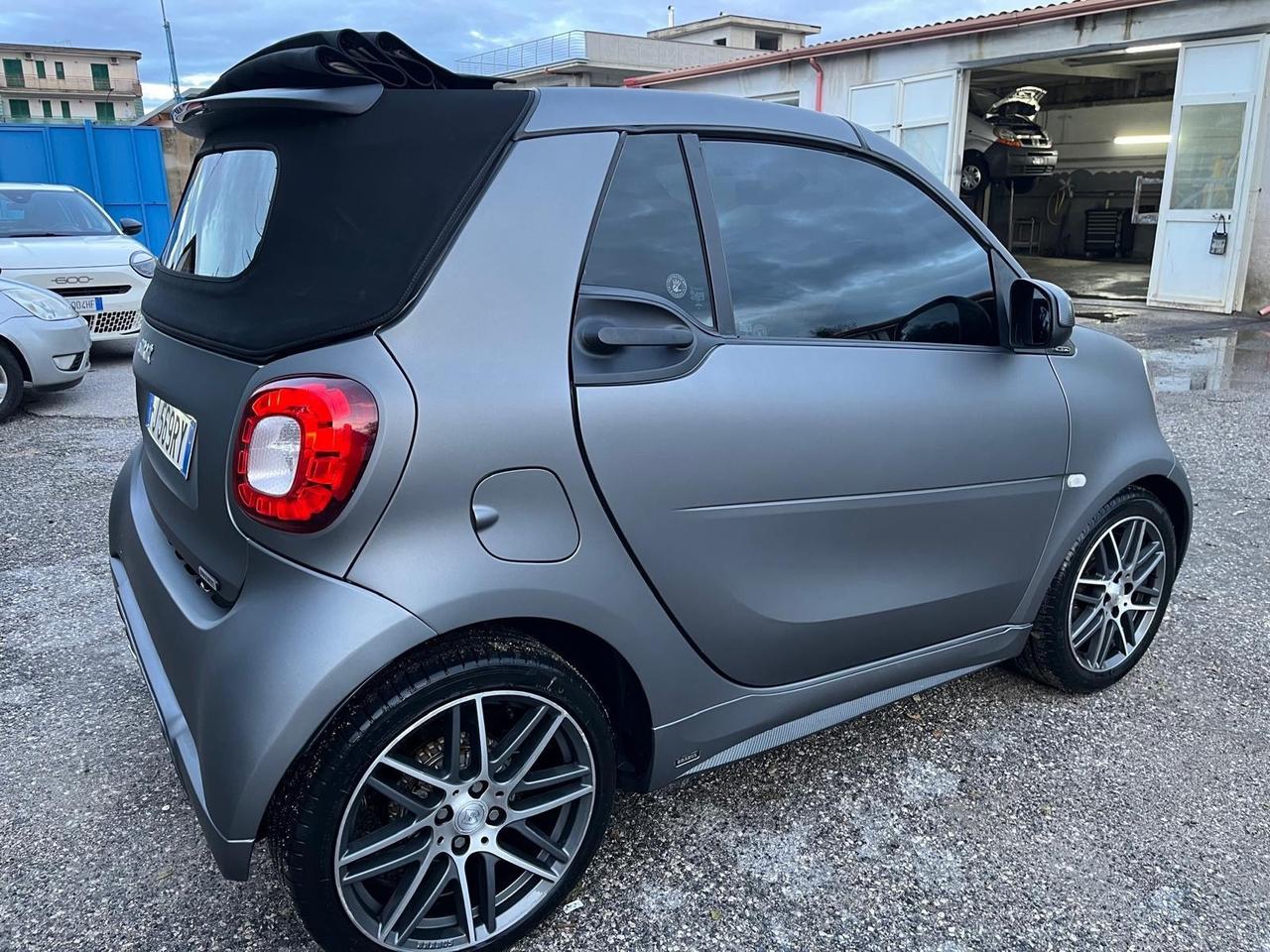 Smart fortwo brabus cabrio/xclu-km 64000-2017
