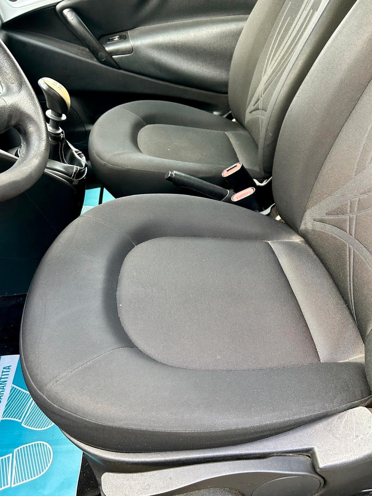 Lancia Ypsilon 1.2 69 CV Diva - ok neopatentato