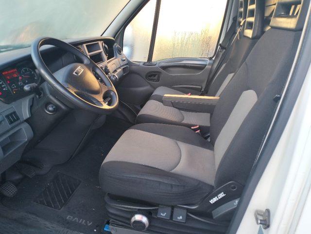 IVECO Daily 35C15V 3.0 HPT PLM-TM-RG Furgone