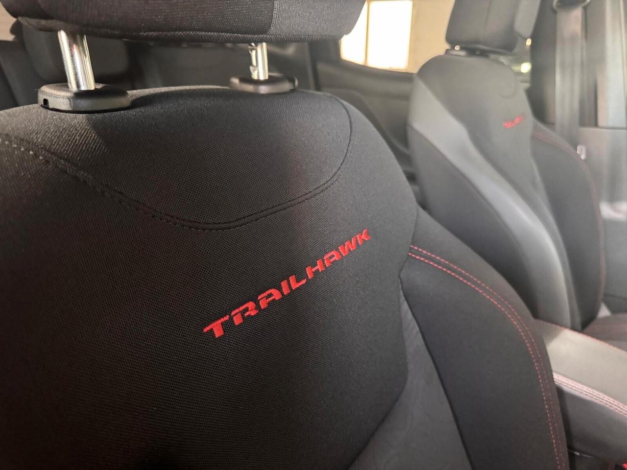 Jeep Renegade 2.0 Mjt 170CV 4WD Active Drive Low Trailhawk