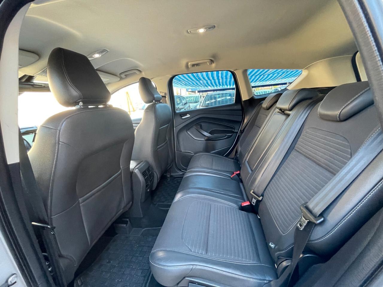 Ford Kuga 1.5 TDCI 120 CV S&S 2WD Titanium