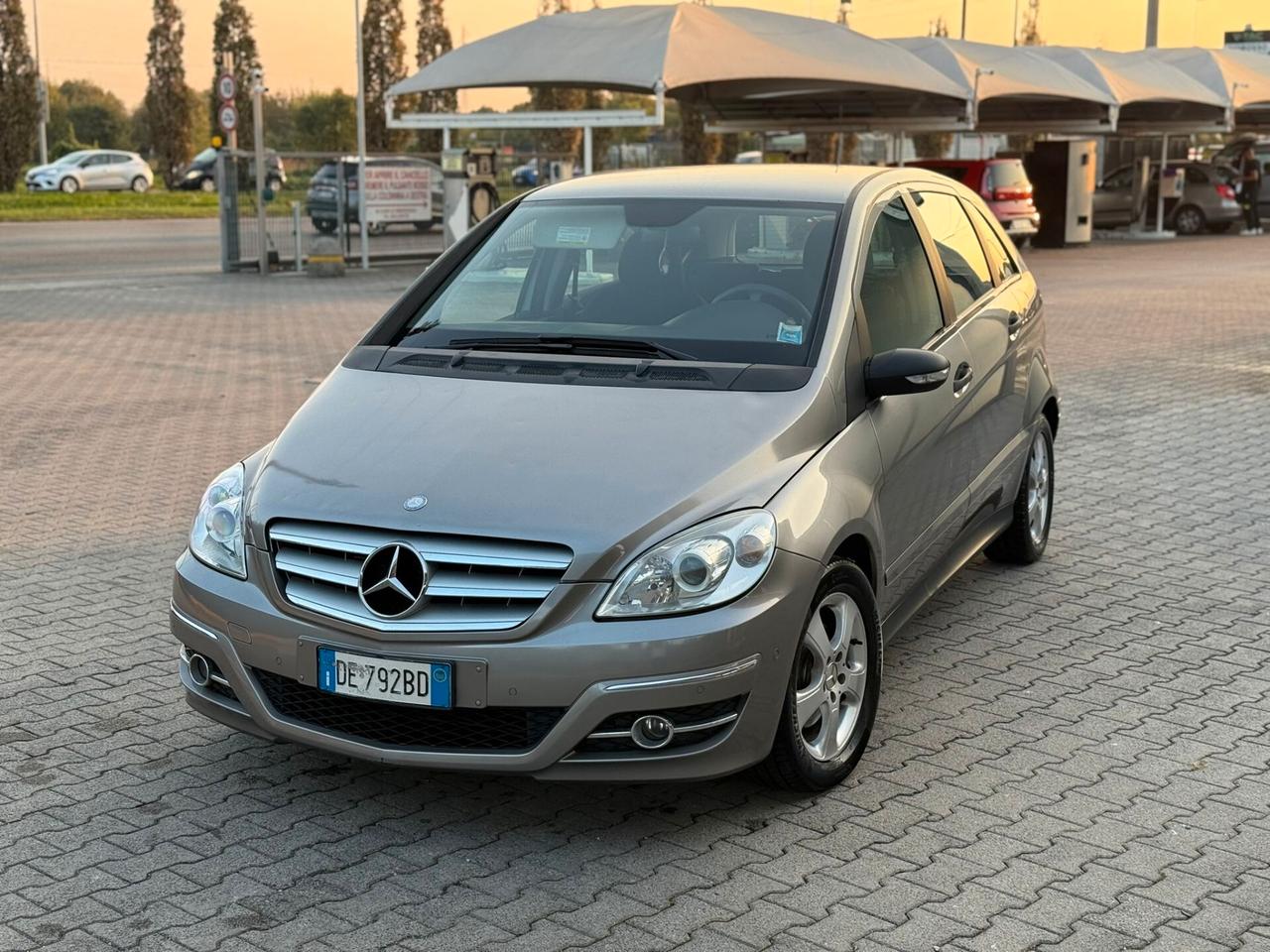 Mercedes-benz B 180 CDI