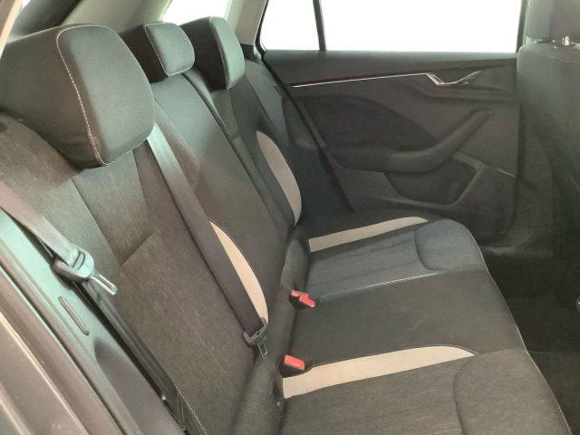 SKODA Kamiq 1.0 TSI Black Dots
