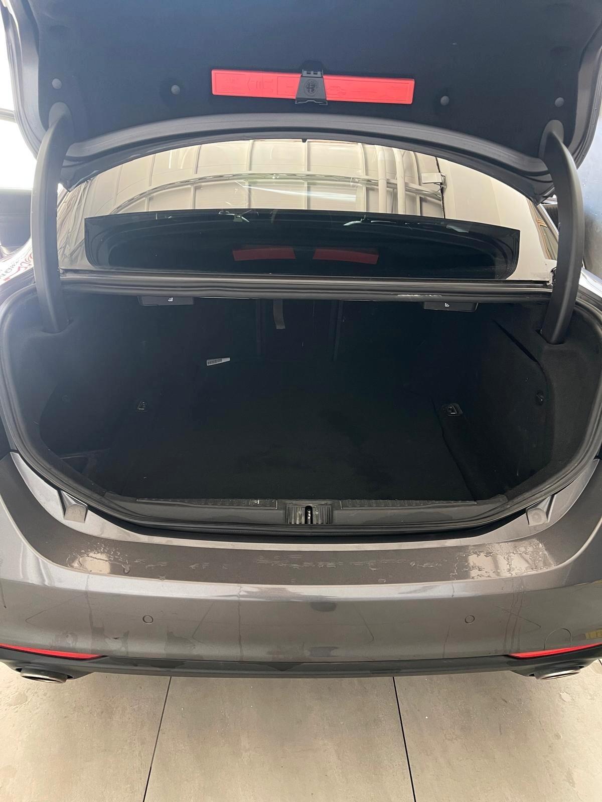 Alfa Romeo Giulia 2.2 Turbodiesel 190 CV AT8 AWD Q4 Executive