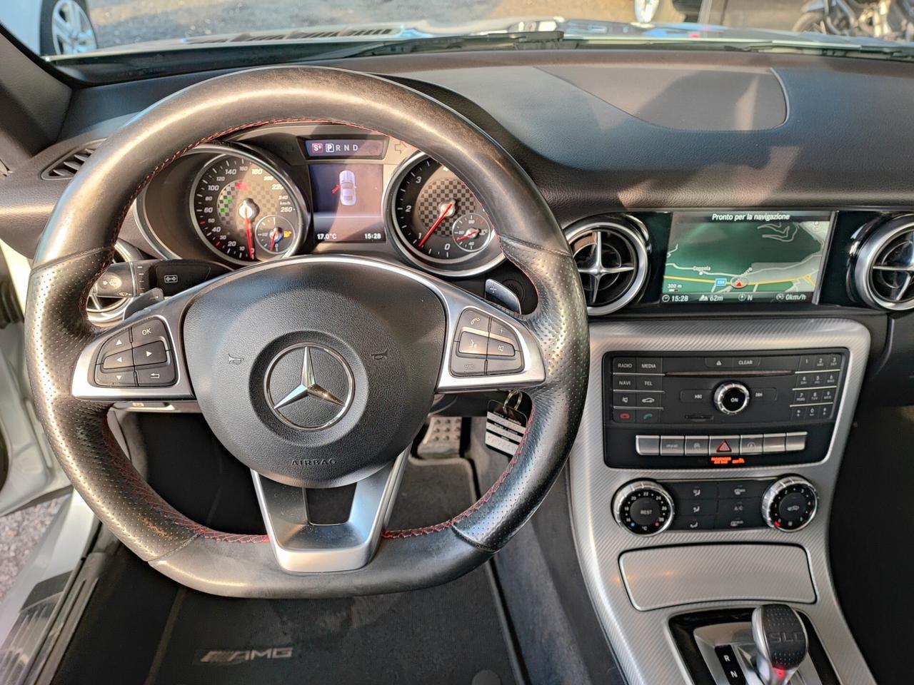 Mercedes-benz SLC 250 250d PREMIUM AMG