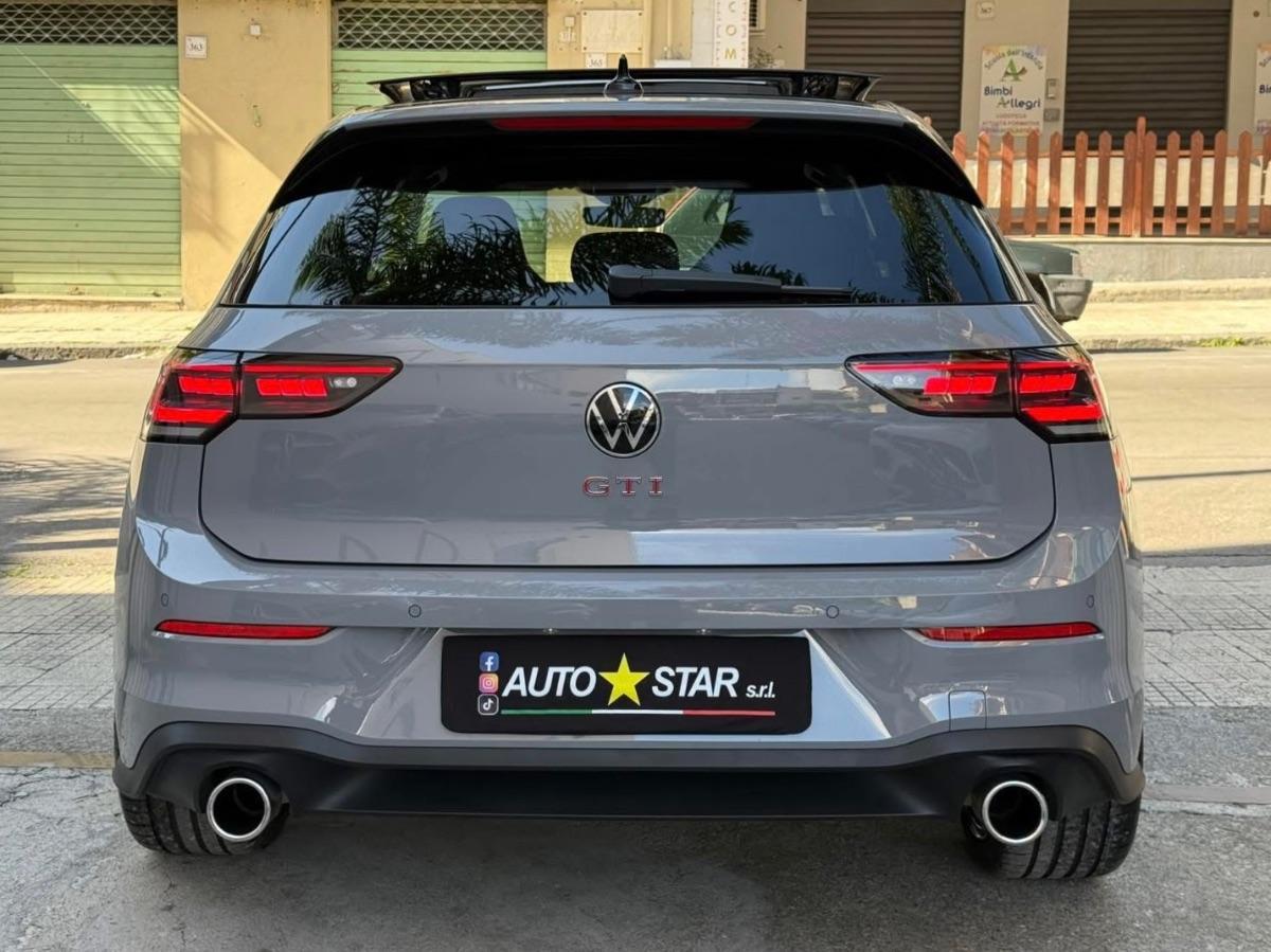 New Volkswagen Golf 8.5 GTI 2.0 TSI 265 CV
