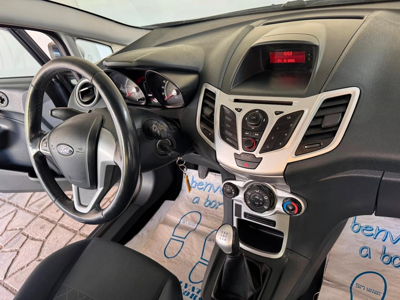 Ford Fiesta Ikon 1.4 TDCi 70CV 5p. Business