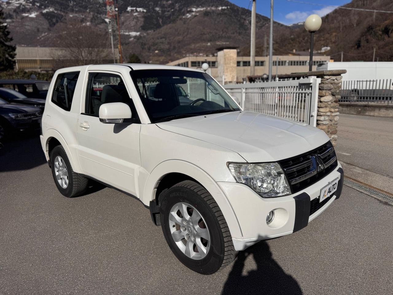 Mitsubishi Pajero 3.2 DI-D 16V 5p. Intense DPF