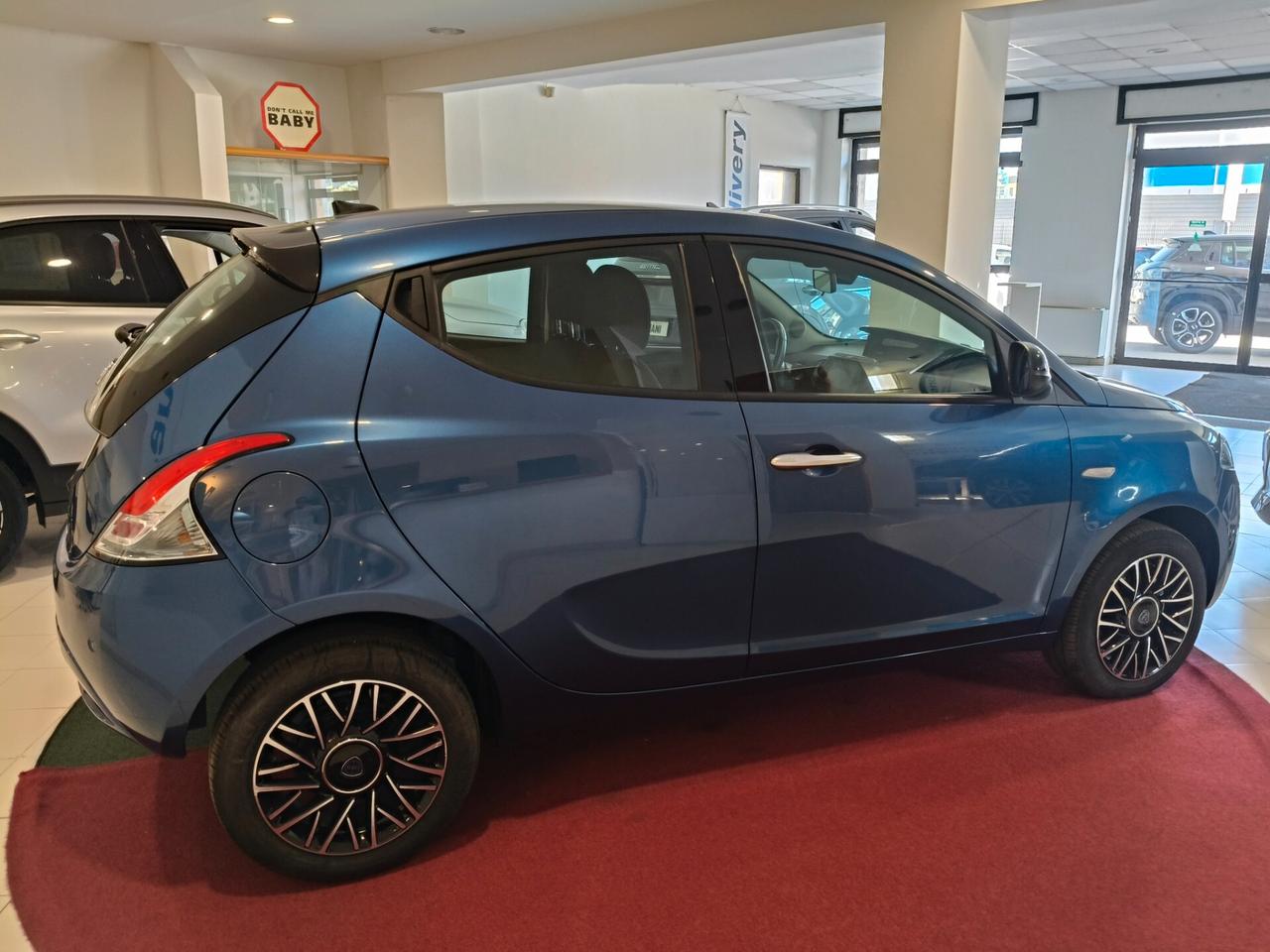 Lancia Ypsilon 1.0 70CV 5P Hybrid Platino