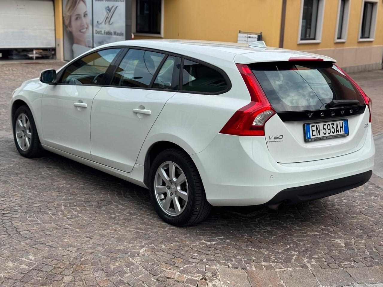 Volvo V60 D3 Kinetic