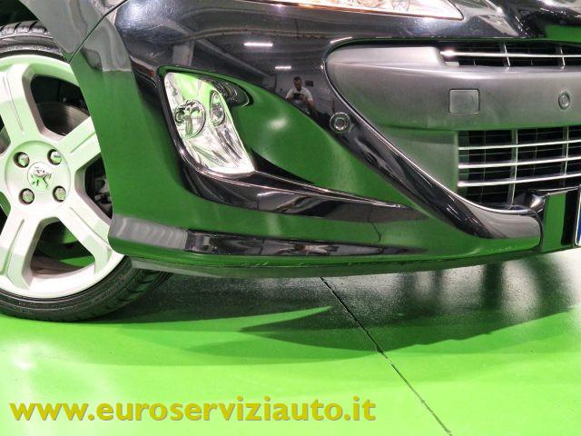 PEUGEOT 308 1.6 THP 150CV CC Féline