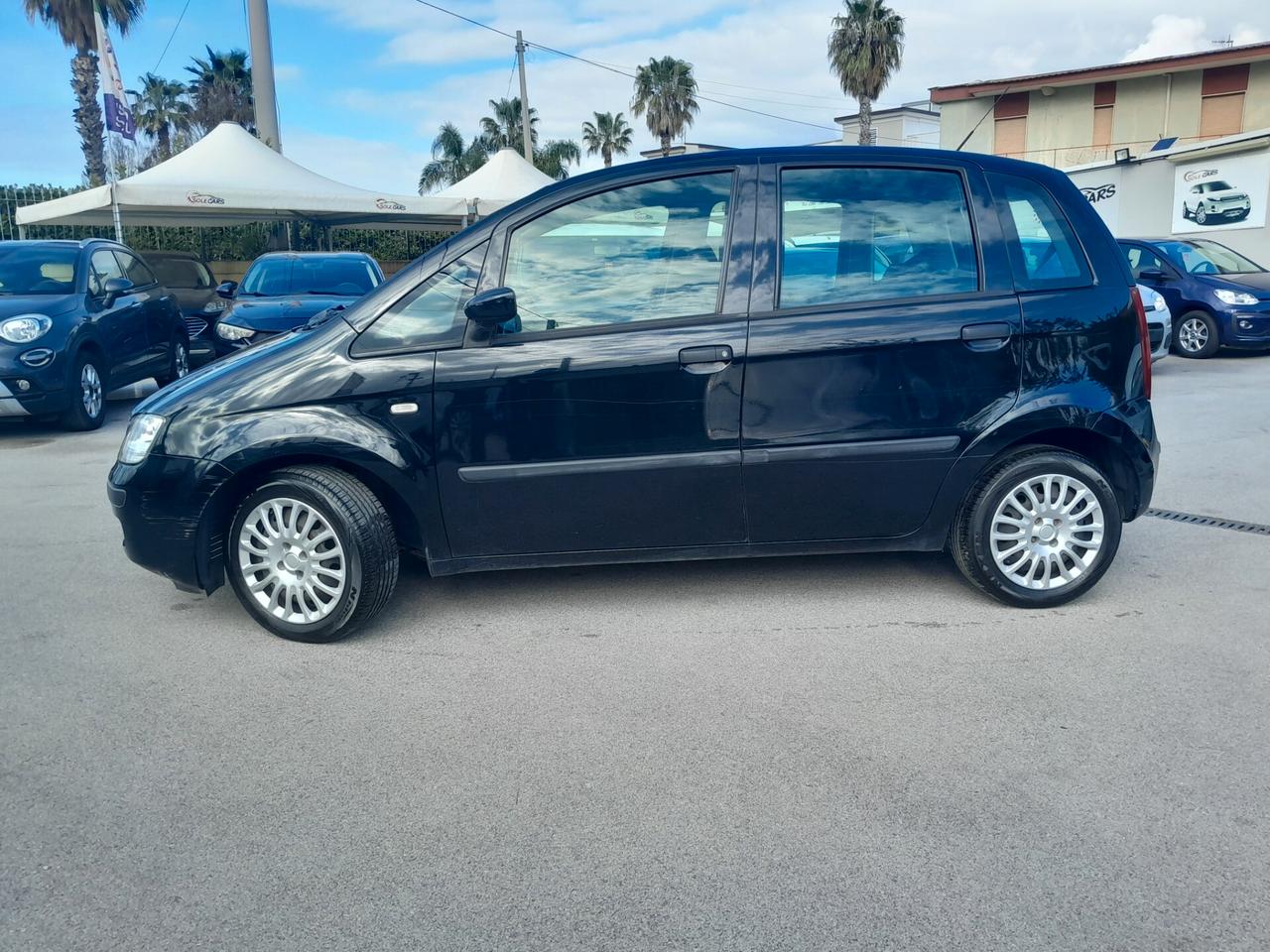 Fiat Idea 1.2 16V BlackLabel