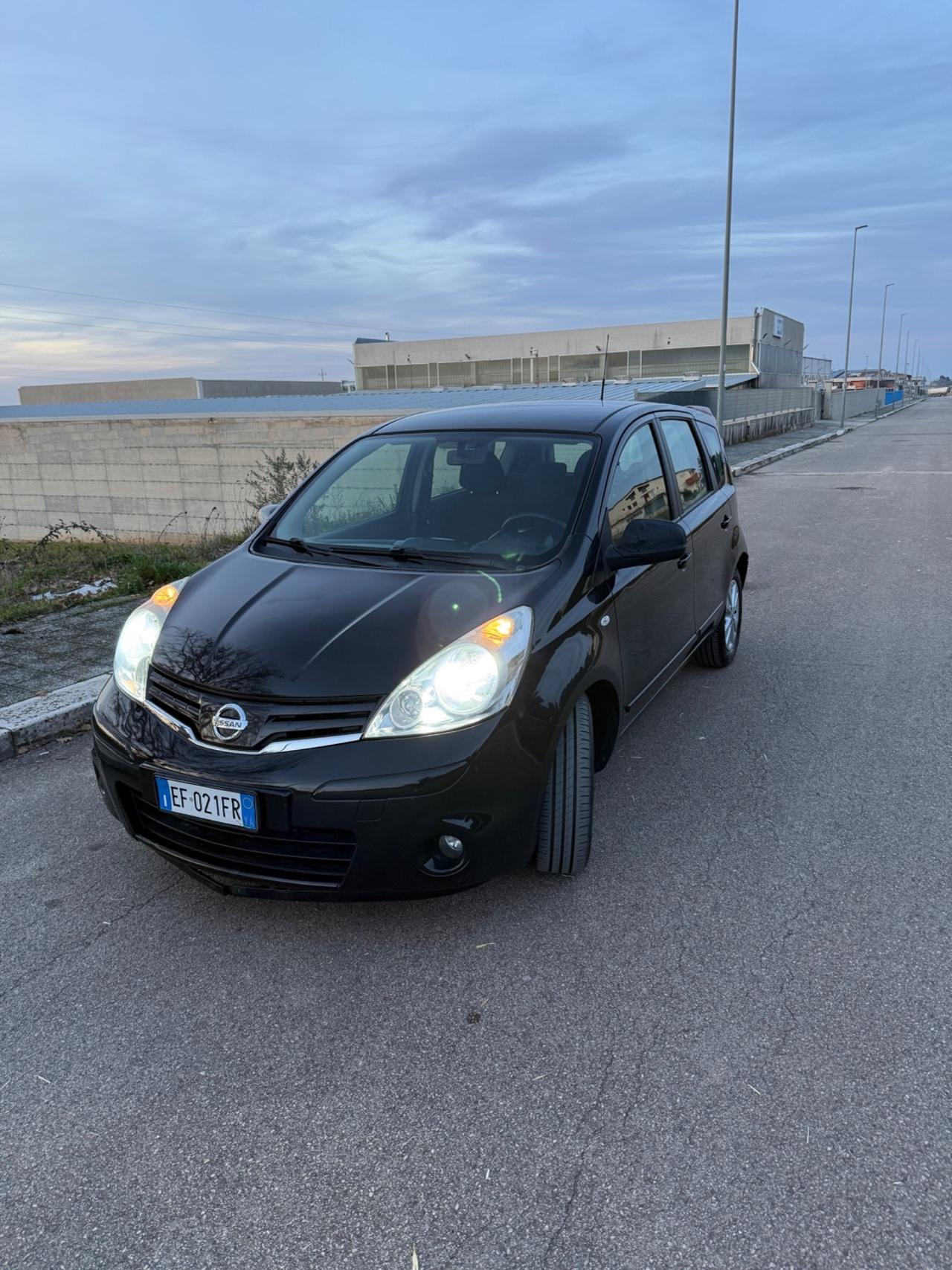 Nissan Note 1.5 dCi 90CV Tekna