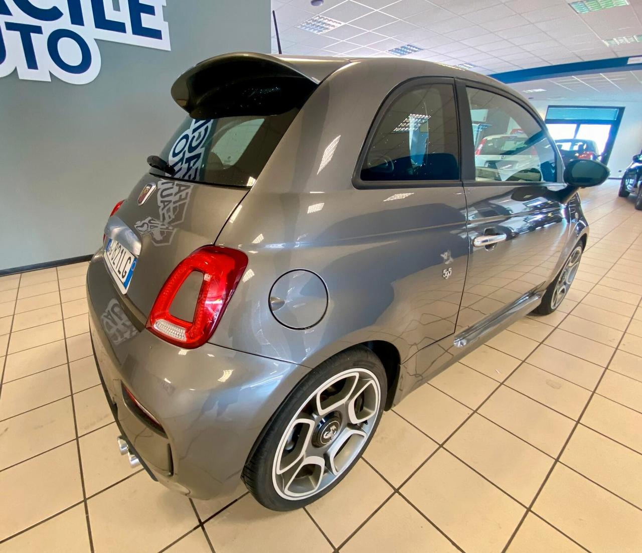 Abarth 595 1.4 Turbo T-Jet 165 CV Turismo
