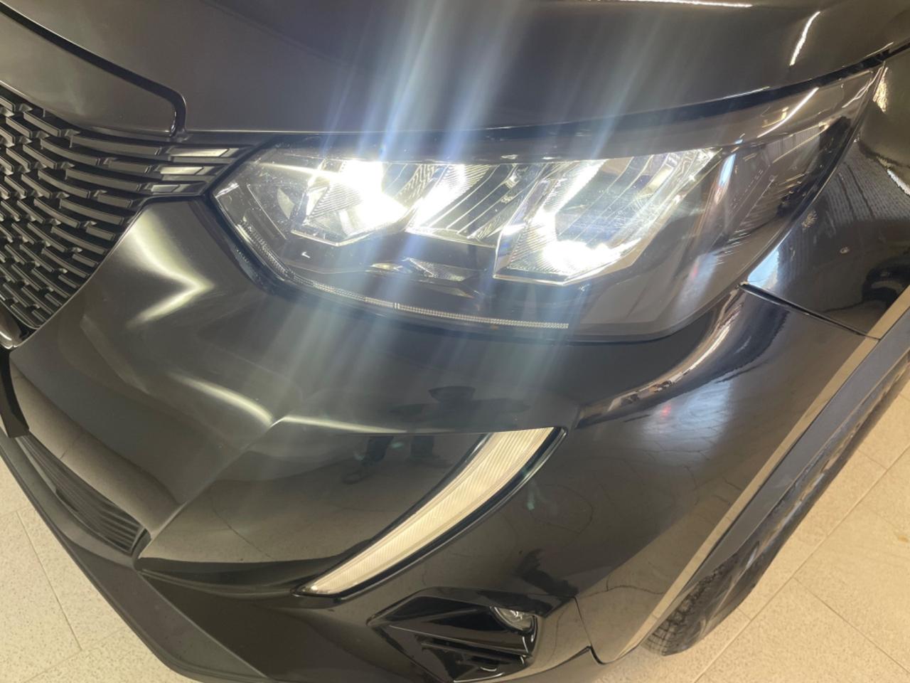 Peugeot 2008 PureTech 100 S&S Active Pack Led
