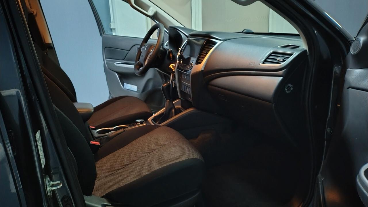 Mitsubishi L200 2.3 D Double Cab 4x4