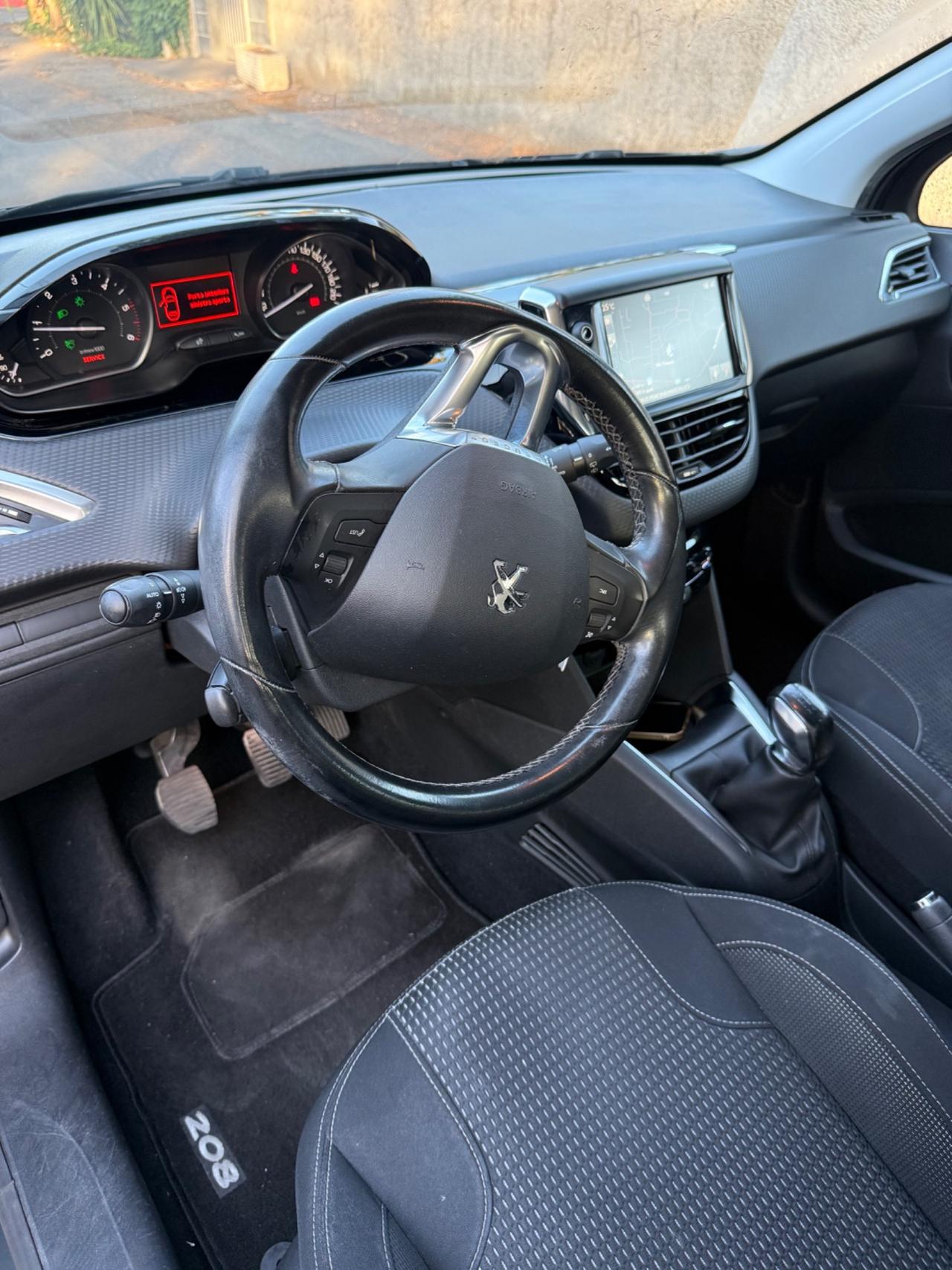 Peugeot 208 BlueHDi 100 5 porte Allure
