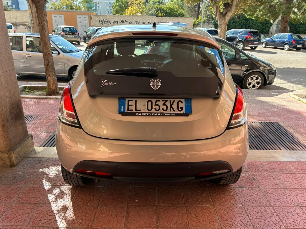 Lancia Ypsilon 1.3MJT 95cv 5p perfetta-12