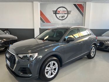 Audi Q3 35 TDI S tronic Business 150 cv