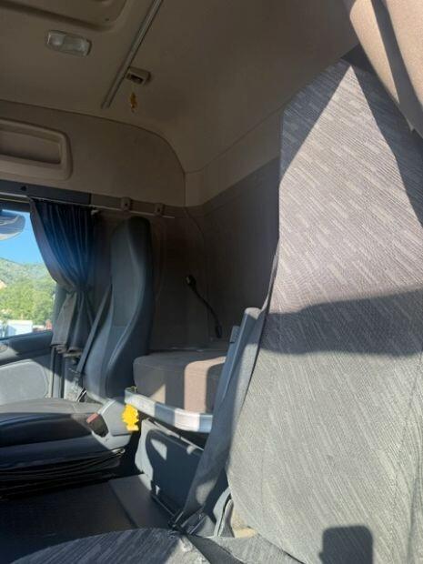 Trattore stradale Scania R490