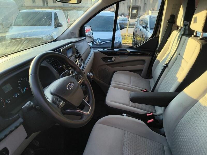 Ford Tourneo Custom Tourneo Custom 2.0 TDCi 9 posti