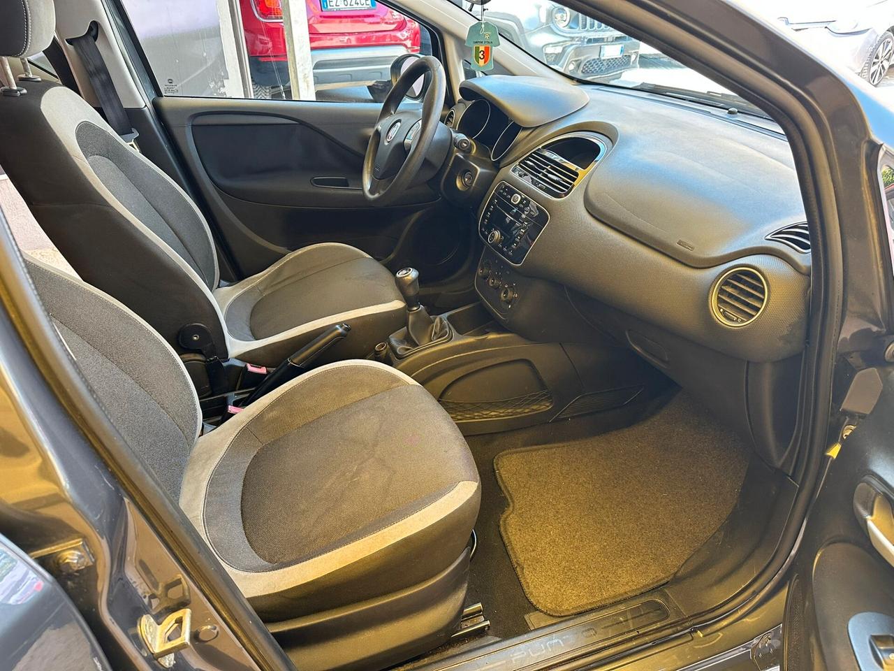 Fiat Grande Punto 1.3cc diesel 12 mesi garanzia-2013