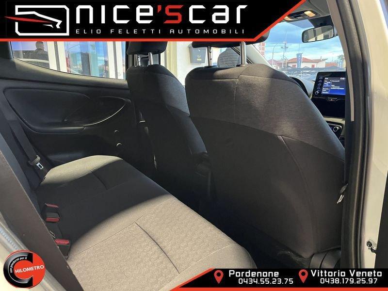 Toyota Yaris 1.5 Hybrid 5 porte Active