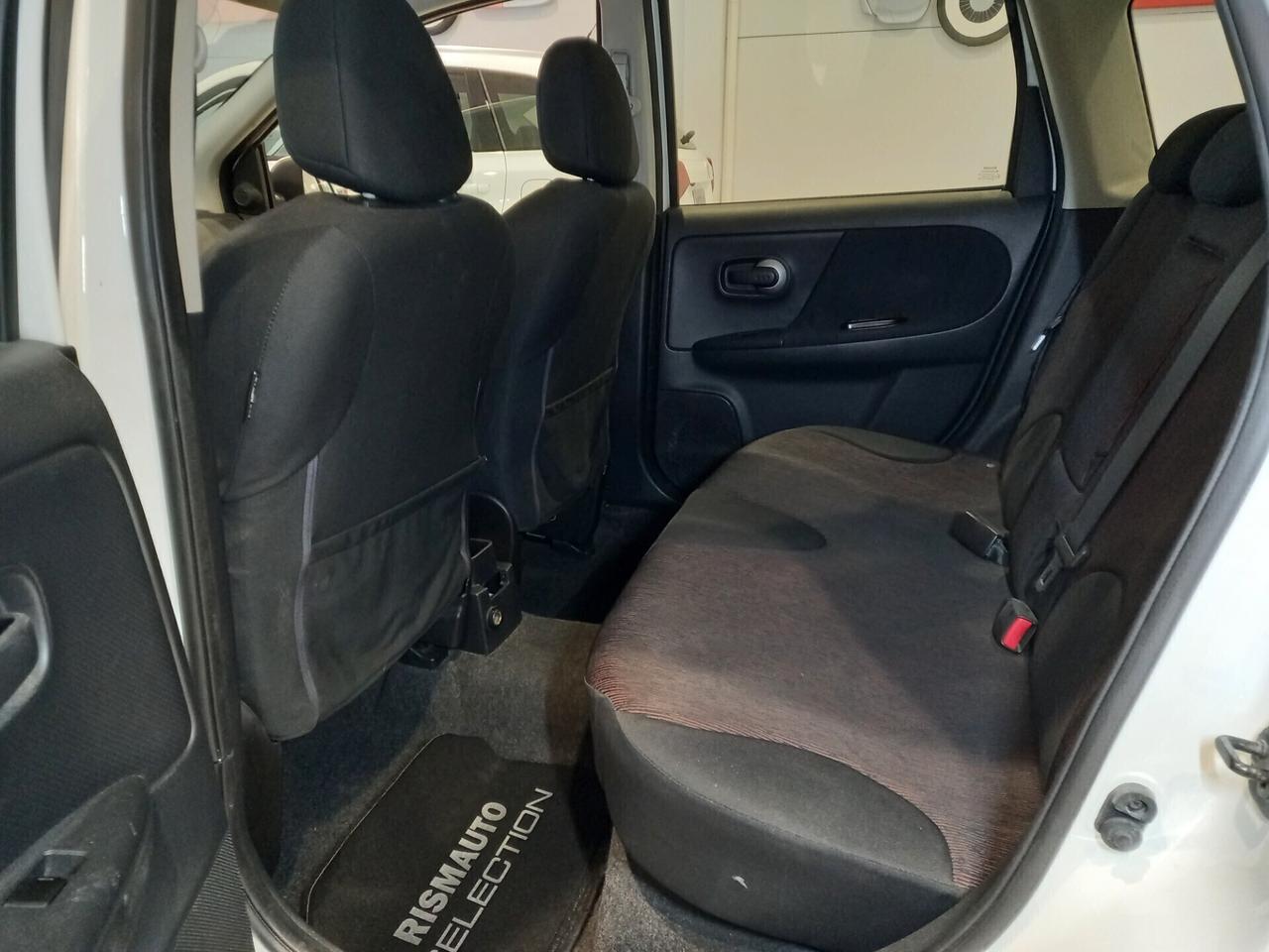 Nissan Note 1.4 Benz 98.000 KM