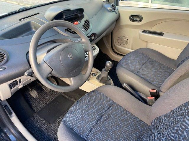 RENAULT Twingo 1.2 8V "NEOPATENTATI"