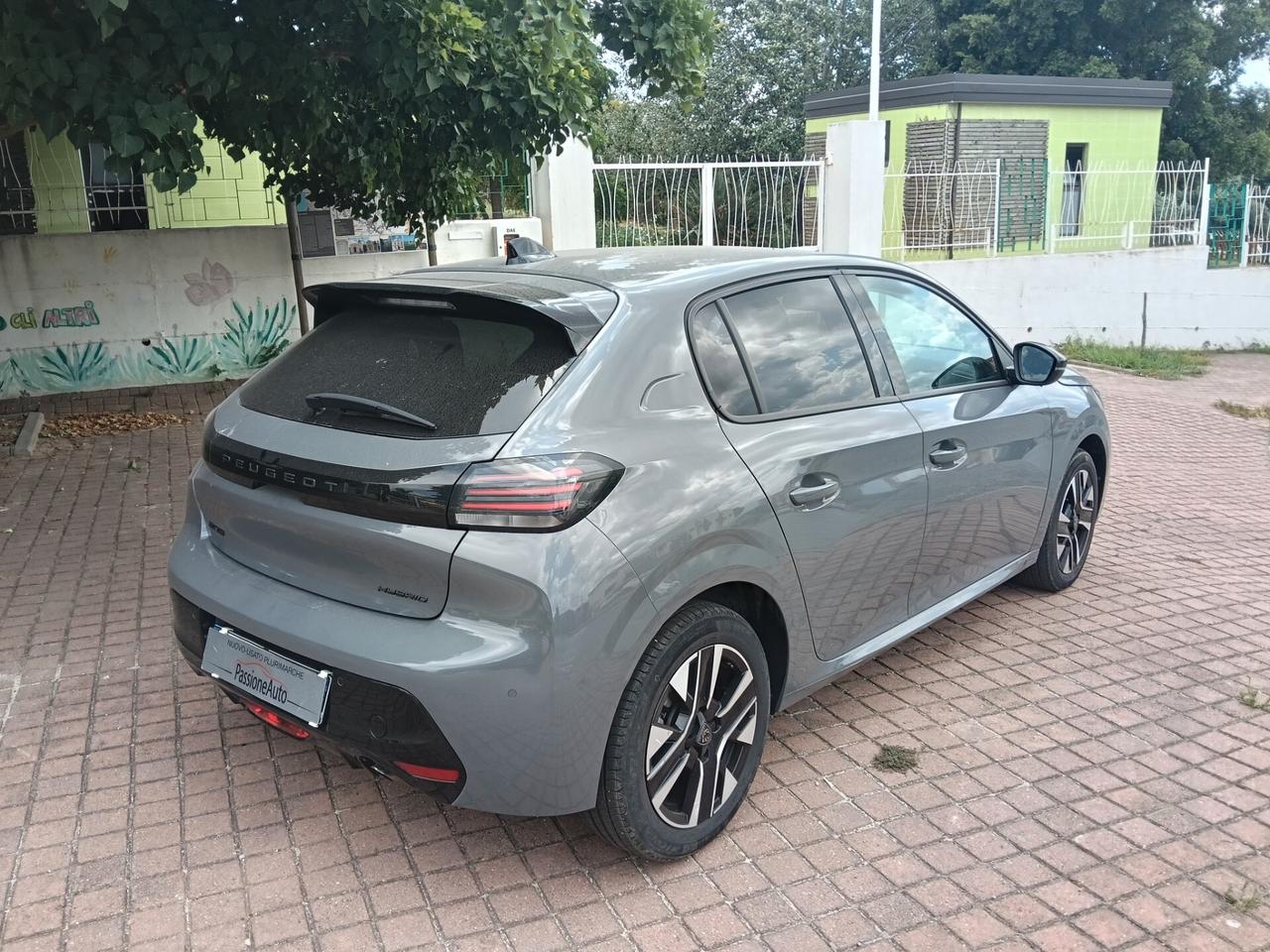 Peugeot 208 Hybrid 100 e-DCS6 Allure 2025