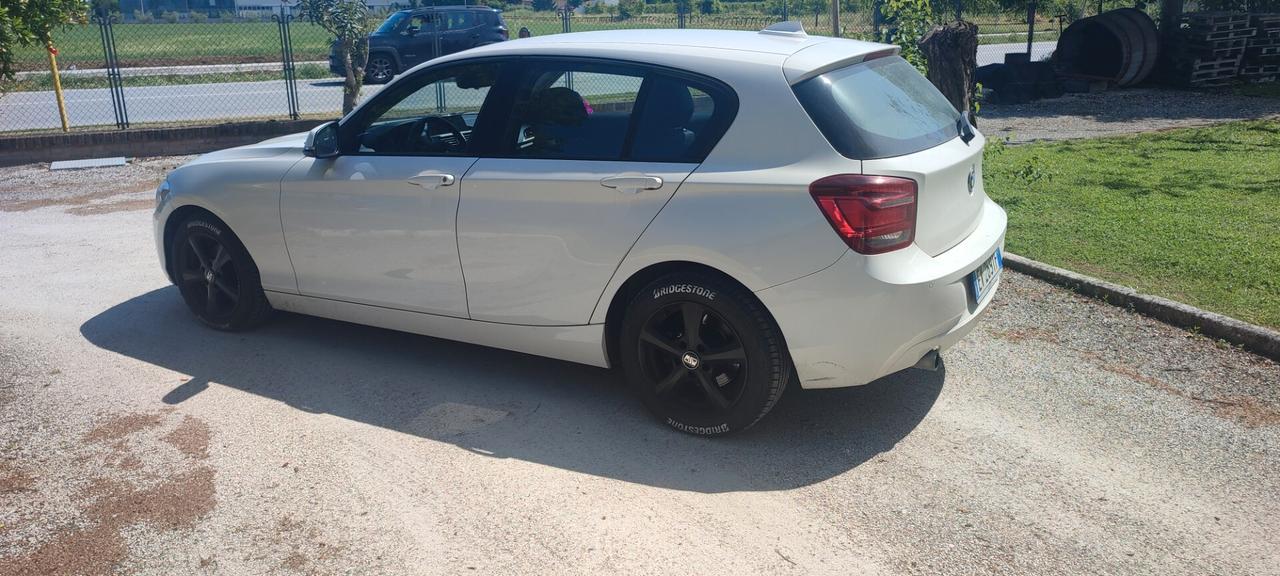 Bmw 118 118d 5p. Sport