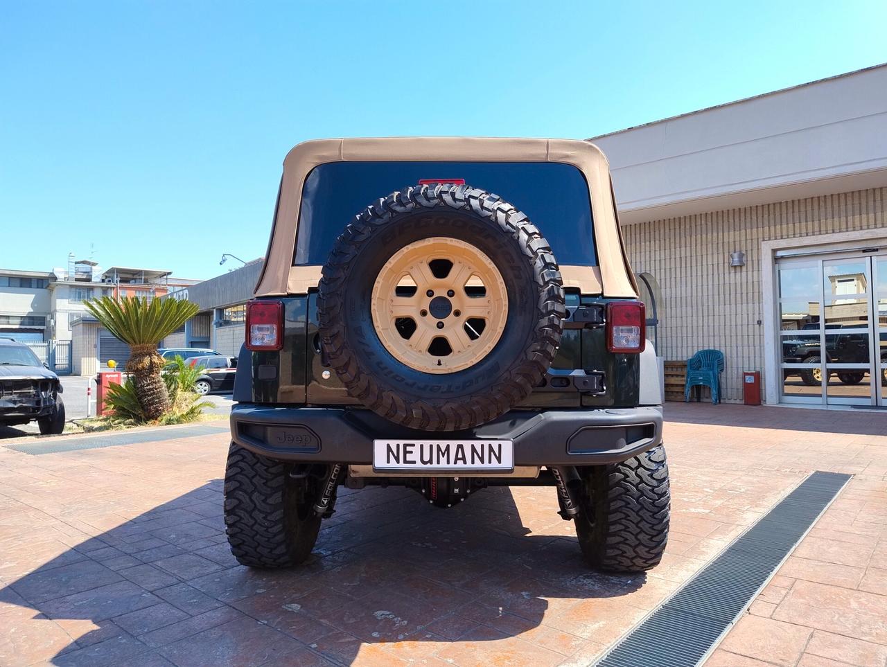 Jeep Wrangler Unlimited 2.8 CRD DPF Sahara Auto