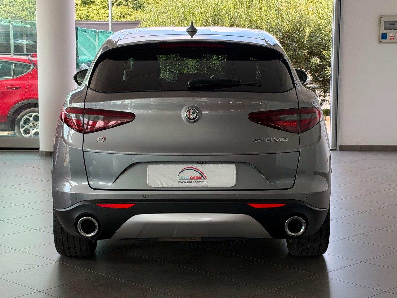 Alfa Romeo Stelvio 2.0 t 200cv AT8 Q4 SUPER
