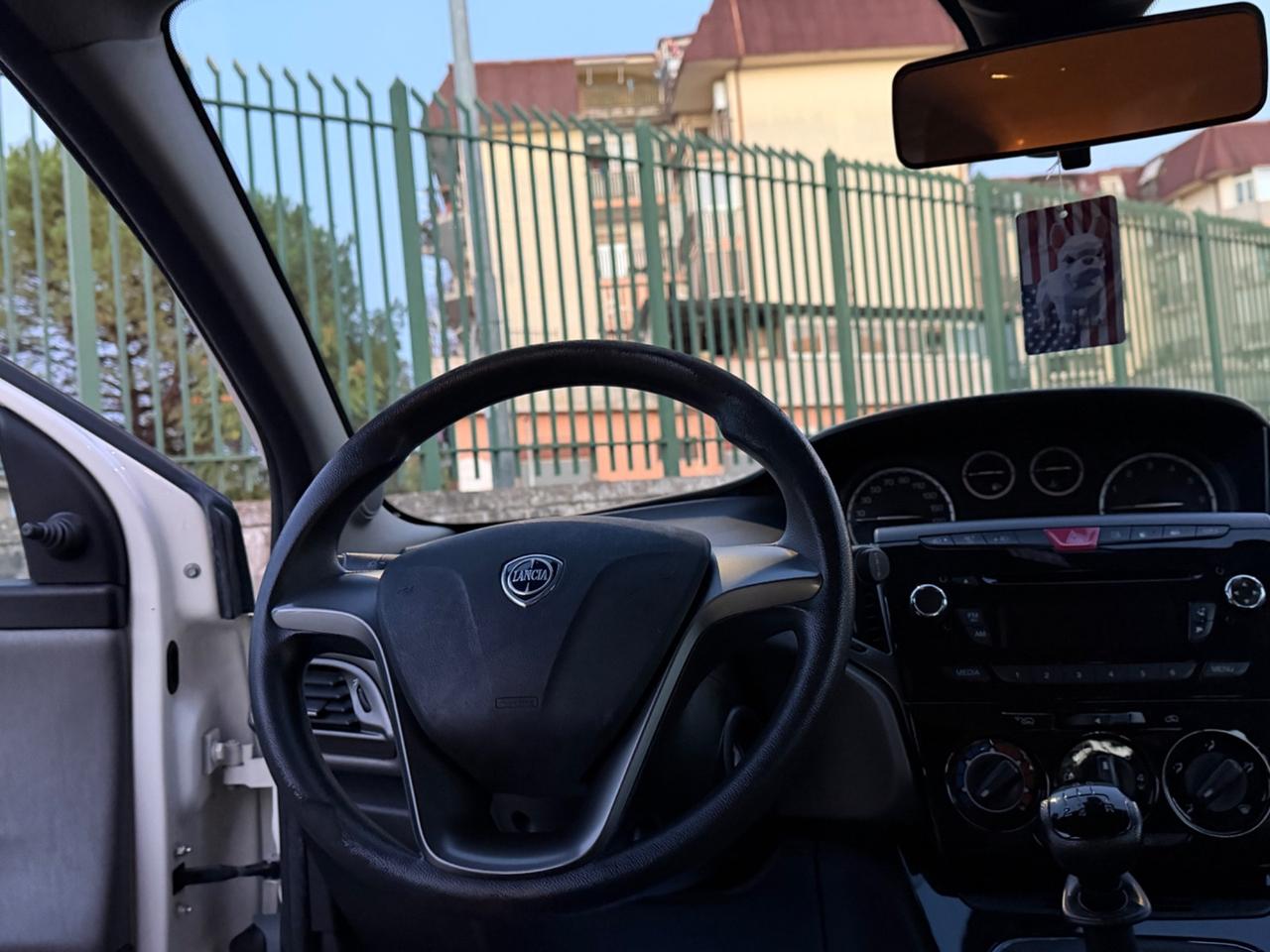 Lancia Ypsilon ECOCHIC