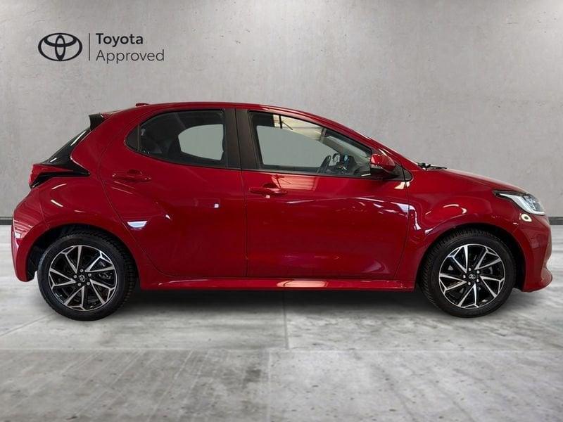 Toyota Yaris Hybrid Trend MY22