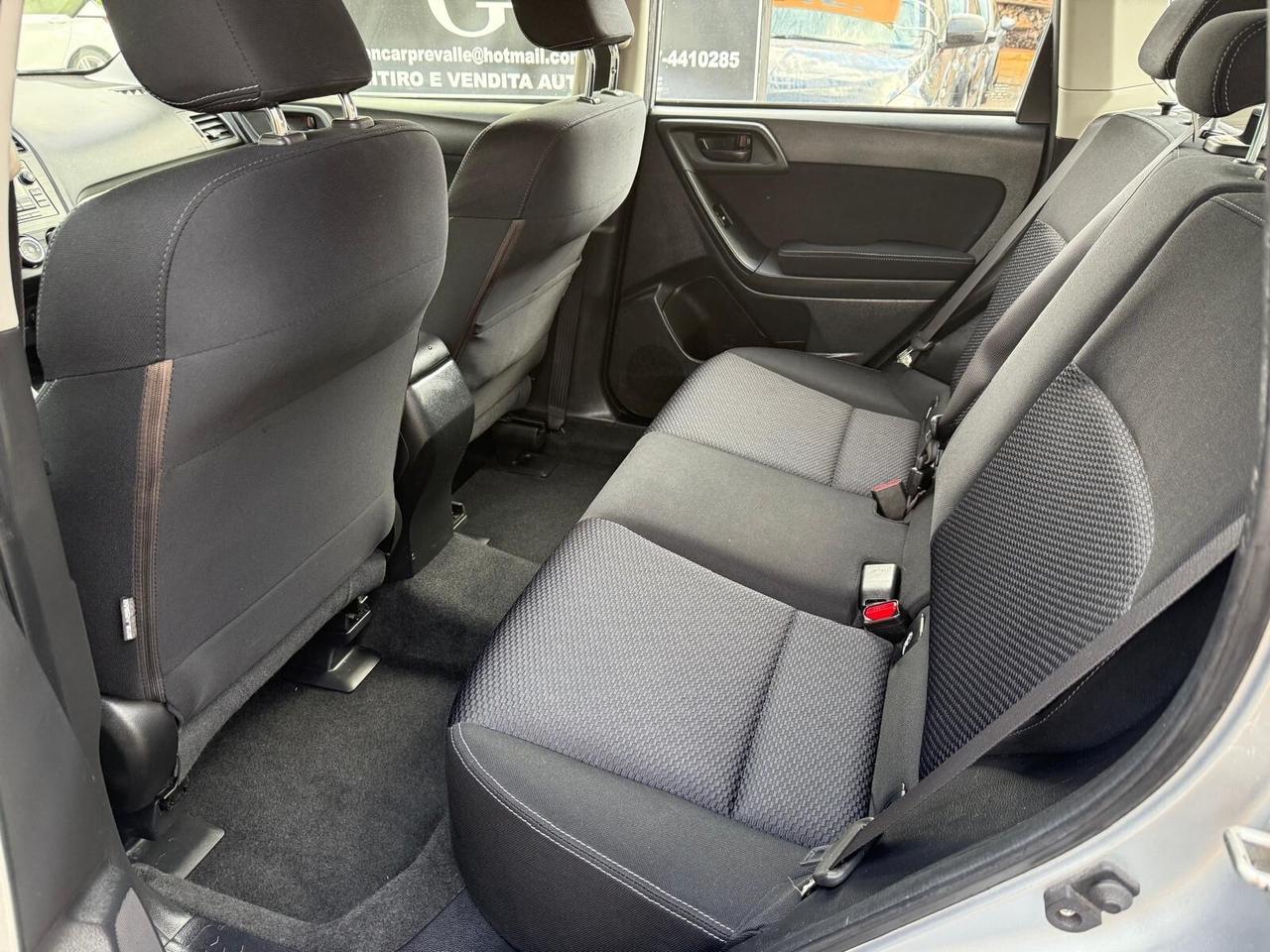 Subaru Forester 2.0D Dynamic 4 x 4