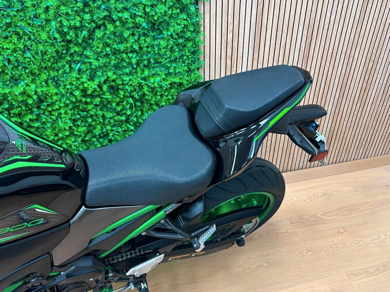KAWASAKI Z900 Z 900 2024 13.000KM DA 119€ AL MESE