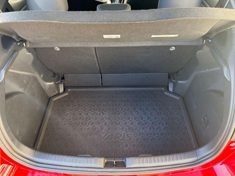 Toyota Yaris Yaris 1.5h PREMIERE